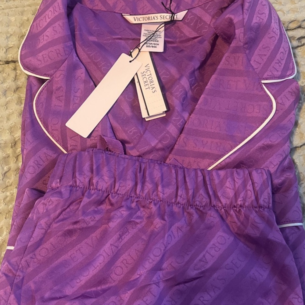 Women pjs sets
